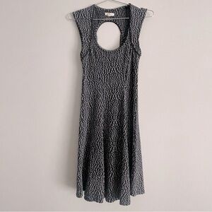 Small-Silence and Noise Dress